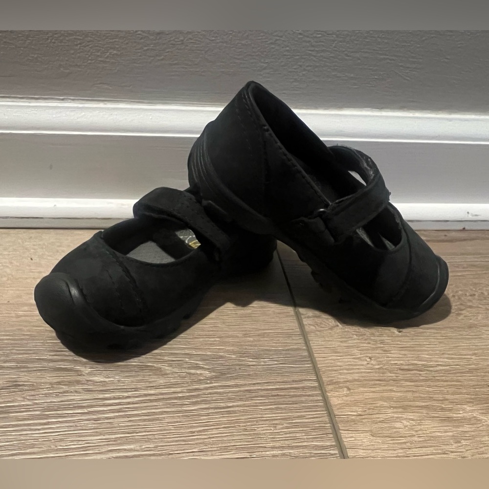New Keen Black Suede MaryJane Shoe for toddler Size 6
